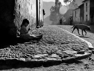 Peru,-Pisac,-1960,-Sergio-Larrain