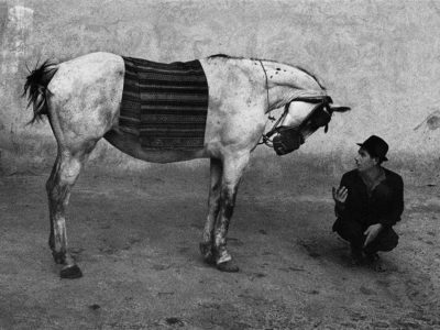 (Josef-Koudelka)-Romania-(Gypsy-with-Horse),-1968