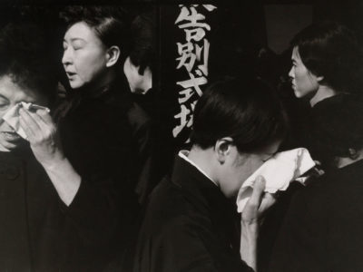 Tokyo-Japan-November-13th-1965-by-Henri-Cartier-Bresson